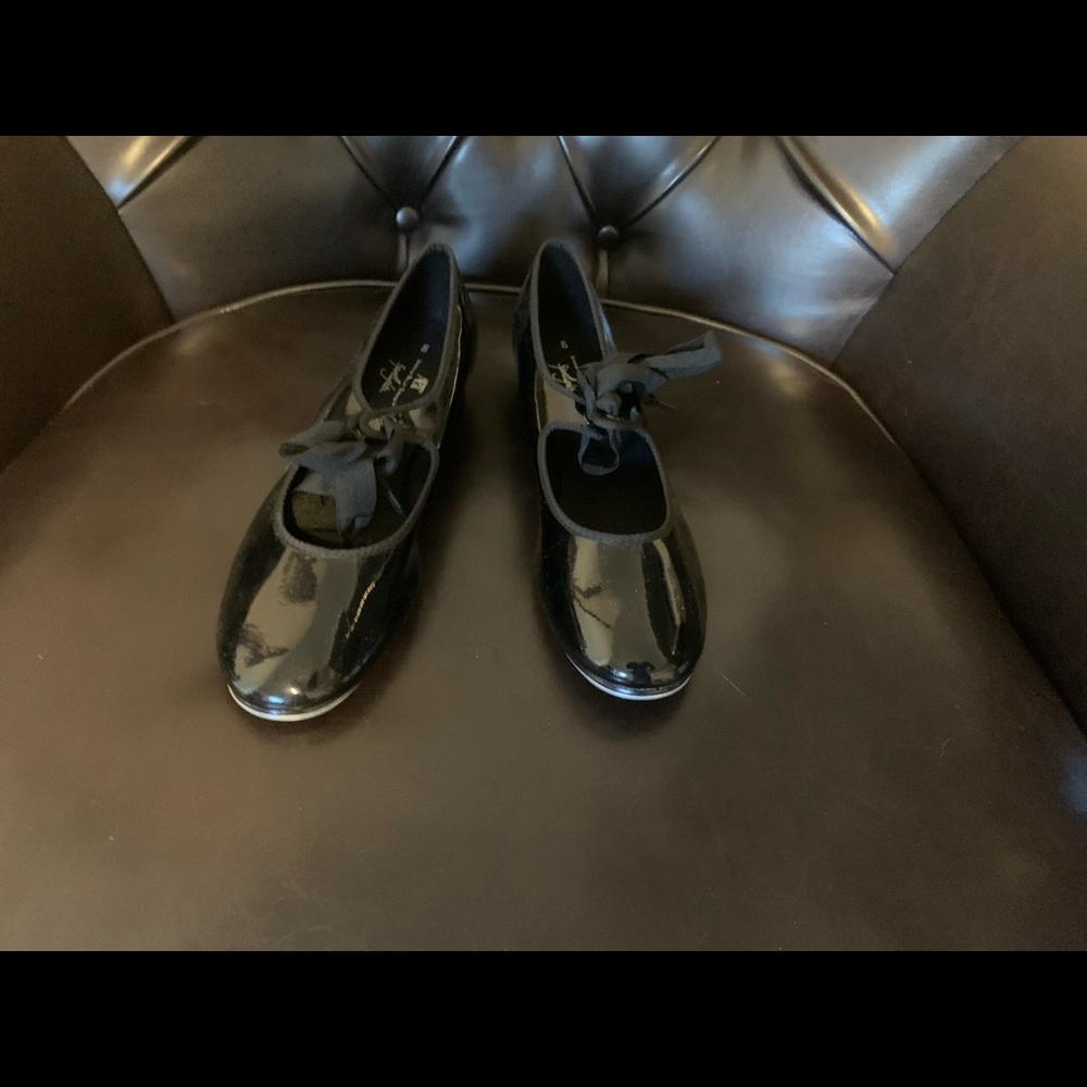Tap shoes